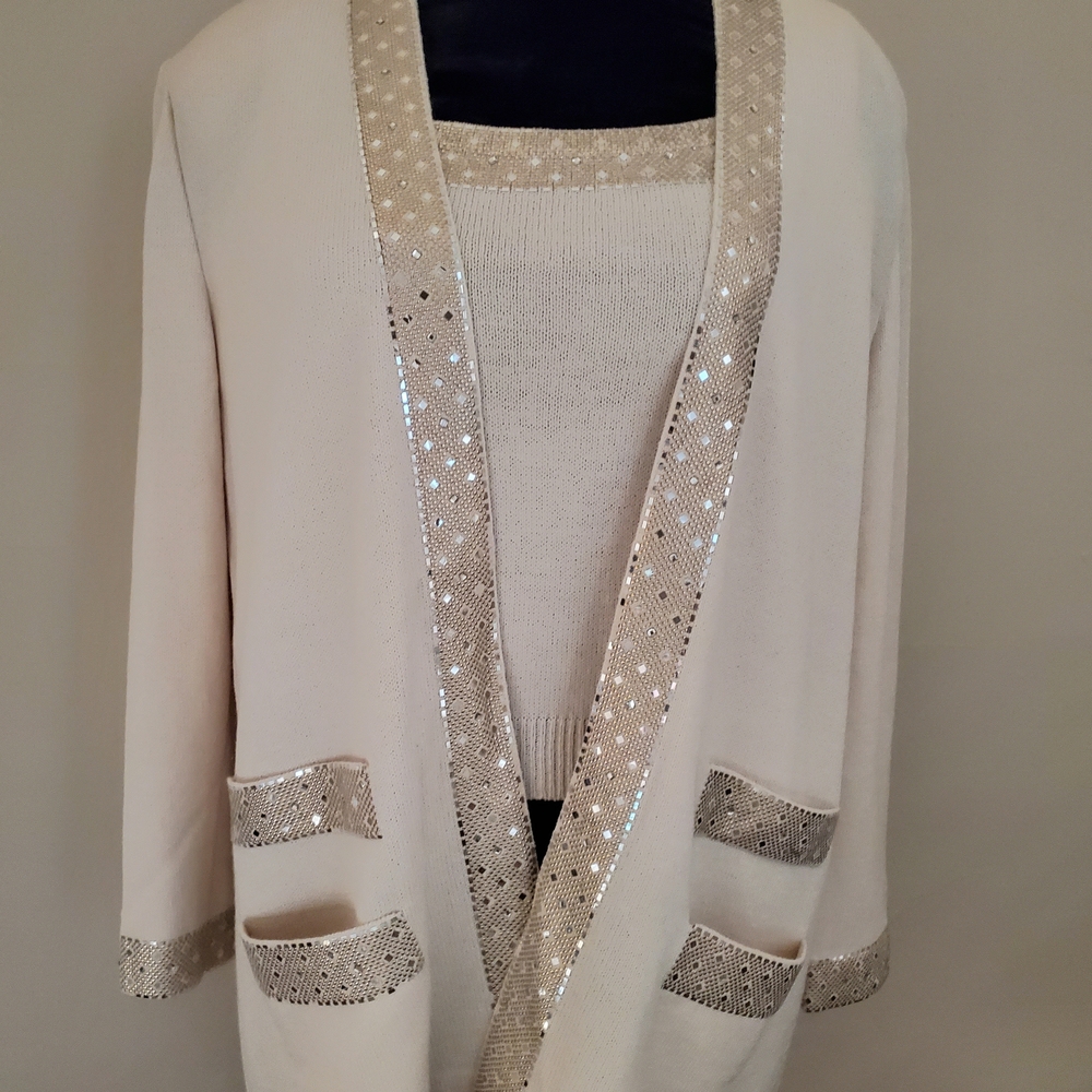 St.John 2pc Size 14